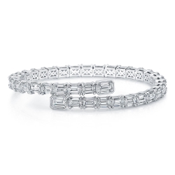 Spiral Diamond Bracelet thumbnail 1
