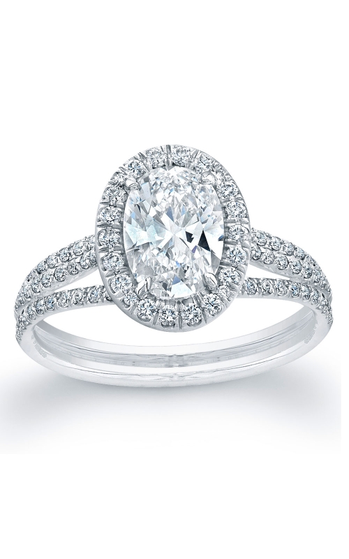 Oval Brilliant Diamond Ring