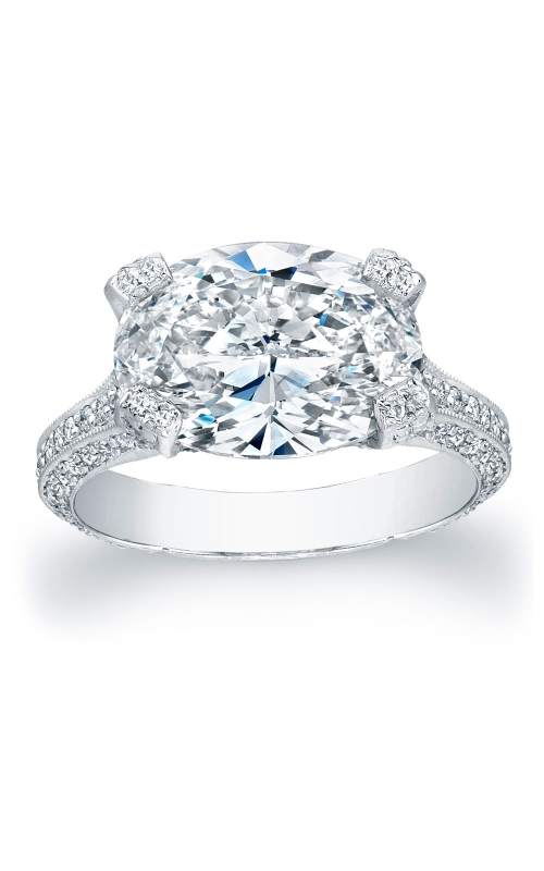 Oval Brilliant Diamond Ring