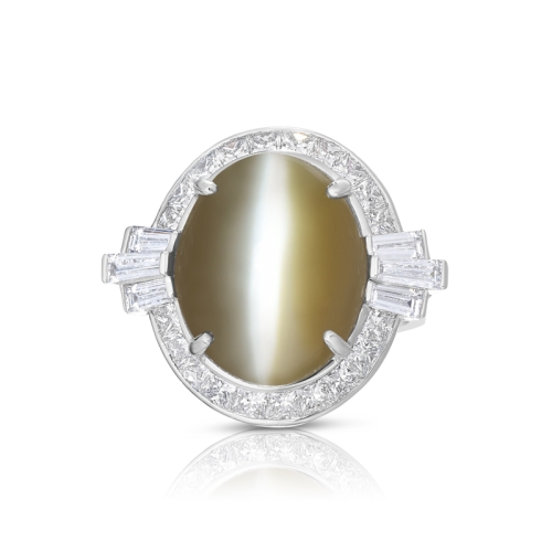 Cat's-Eye Chrysoberyl & Diamond Ring