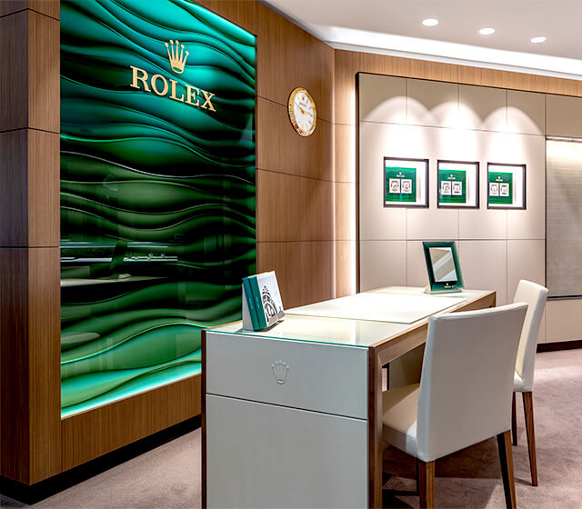 Rolex Sitting Area at Bigham Jewelers in Florida 