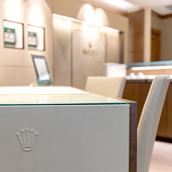 Rolex Sitting Area at Bigham Jewelers in Florida 